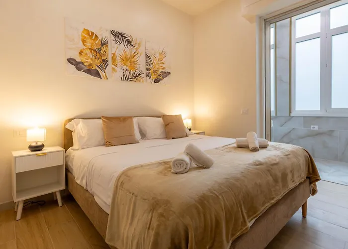 Spacious Two Bedroom Design Near Circo Massimo Apartament *