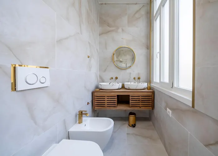 Spacious Two Bedroom Design Near Circo Massimo Rzym